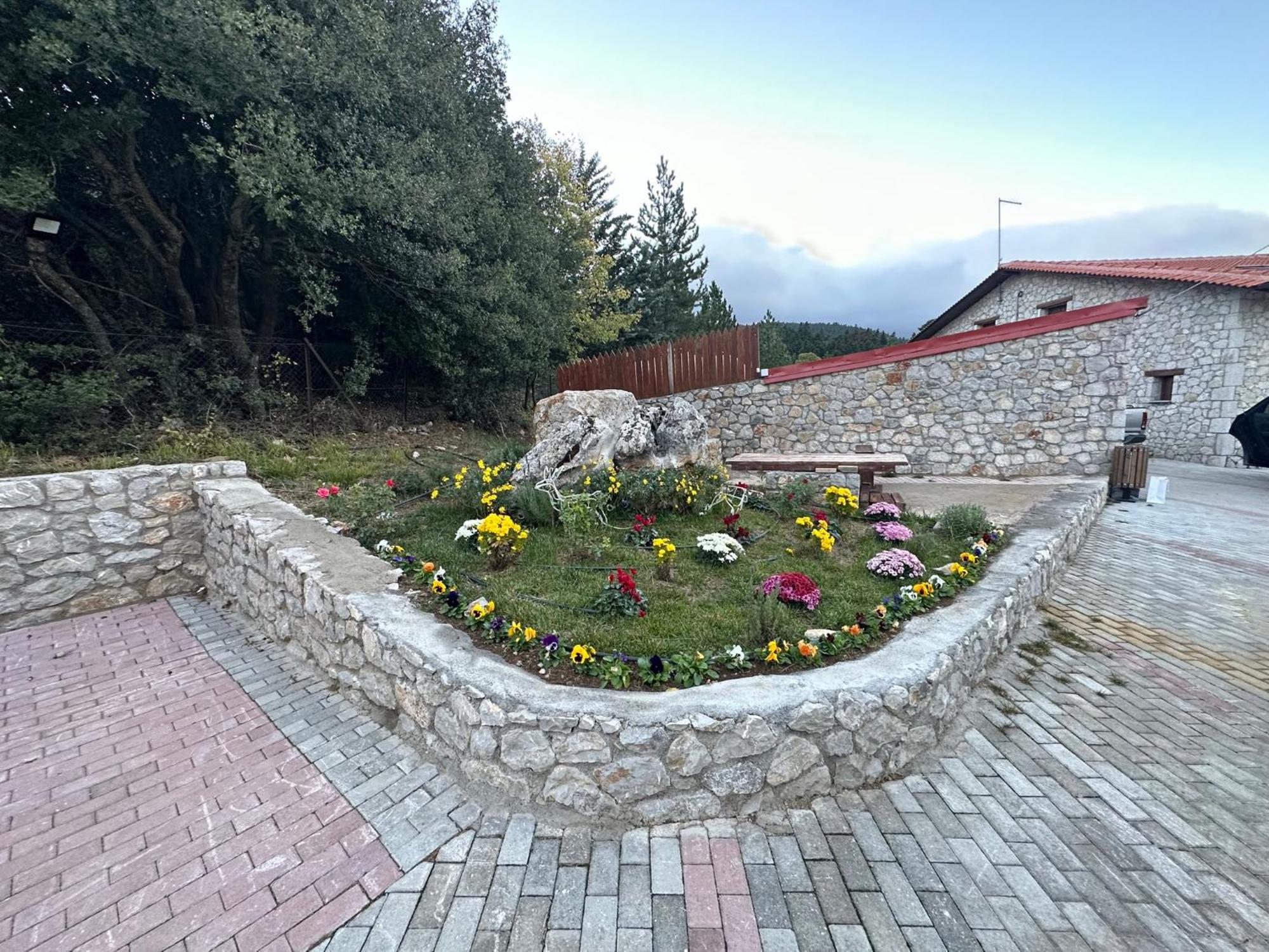 Parnassos Chalets Arájova Exterior foto
